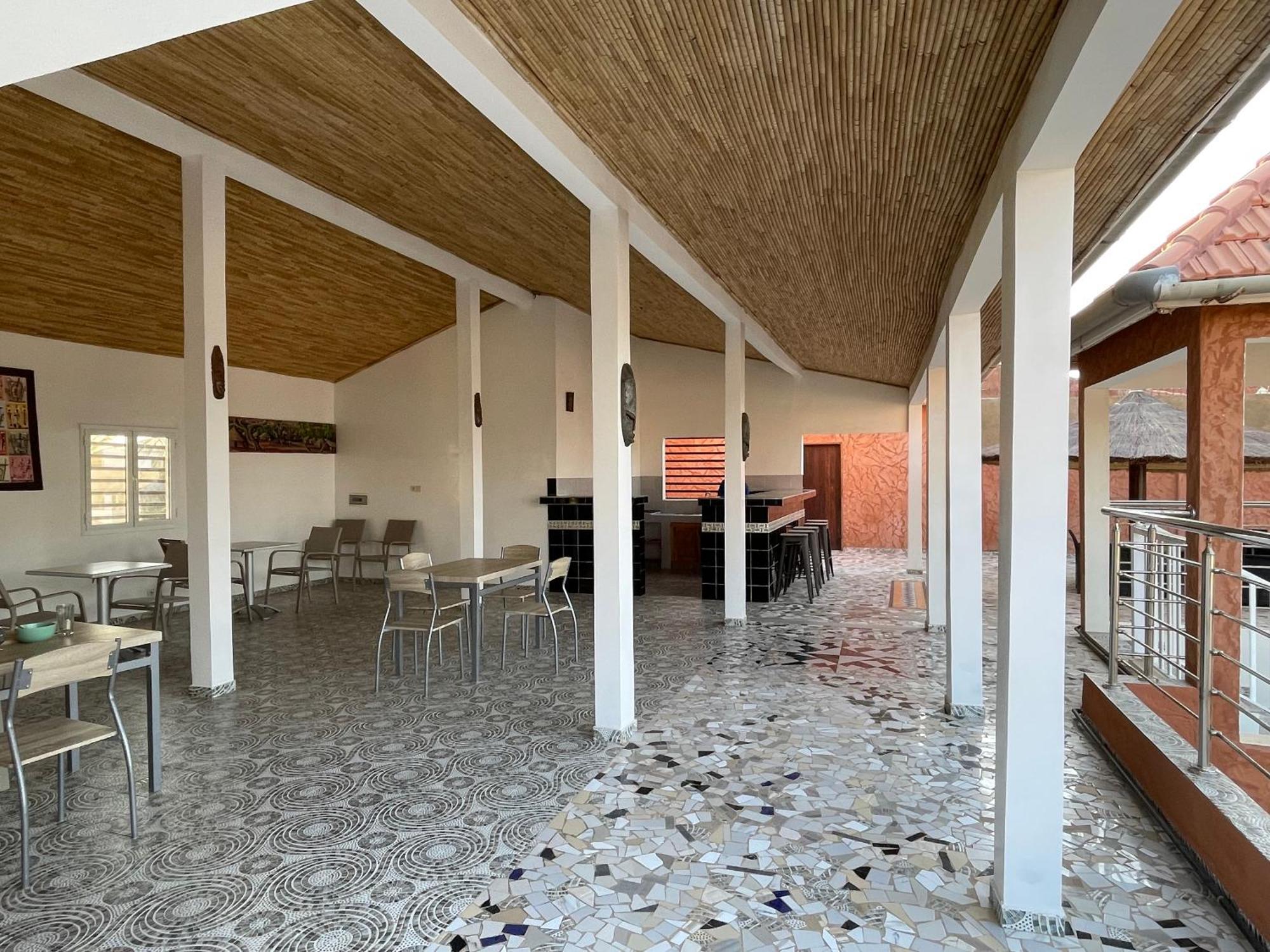 Auberge Mande Saly Portudal Zewnętrze zdjęcie